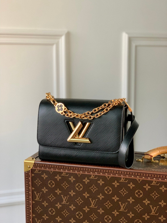 Louis Vuitton Twist MM