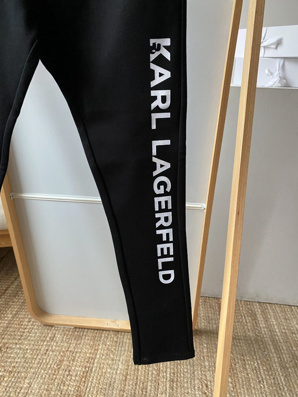 Новые легинсы Karl Lagerfeld, 128