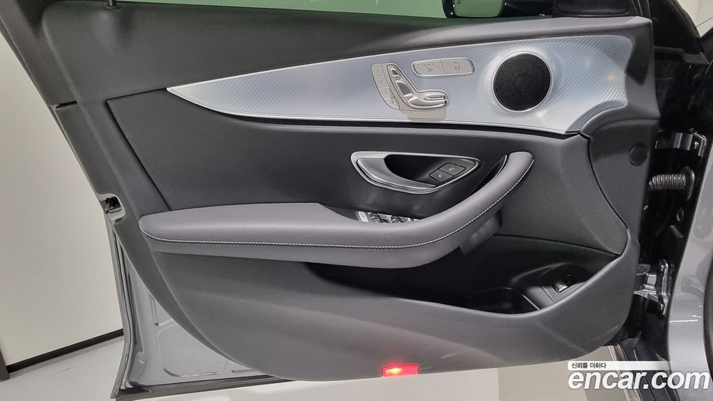 Mercedes-Benz E-Class W213 E250 Avangarde (03.2020)