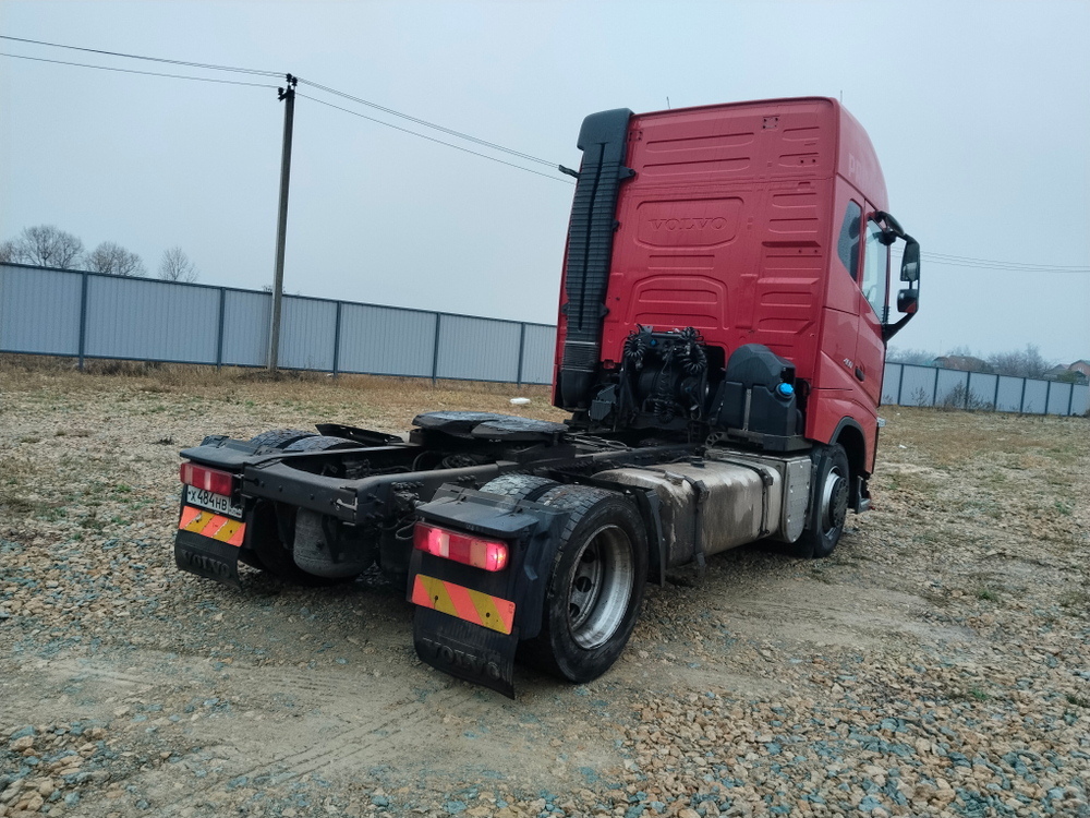 Volvo FH 4x2 Седельный тягач FH-TRUCK (Дизельный, 12,8 л, 469 л.с., АТ)