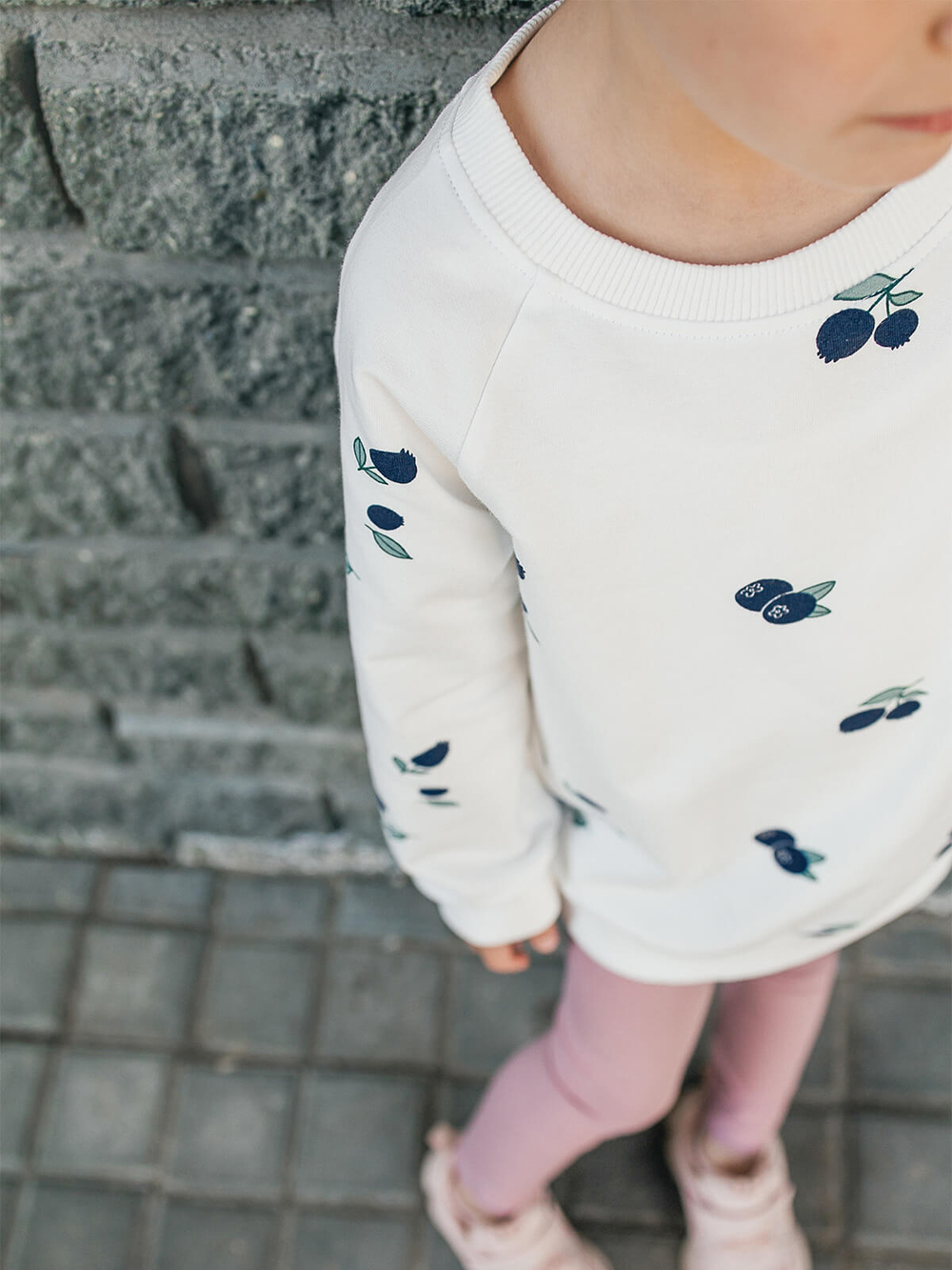 Свитшот оверсайз Mjölk Голубика