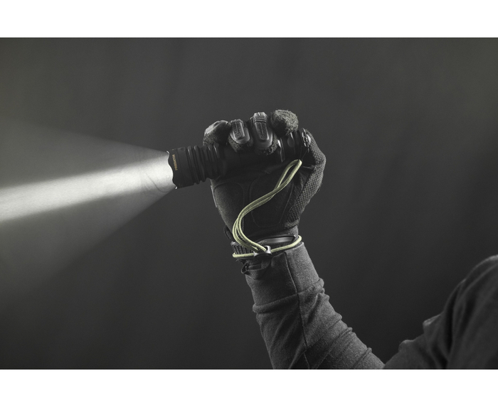 Фонарь Armytek Predator White (F01604C)