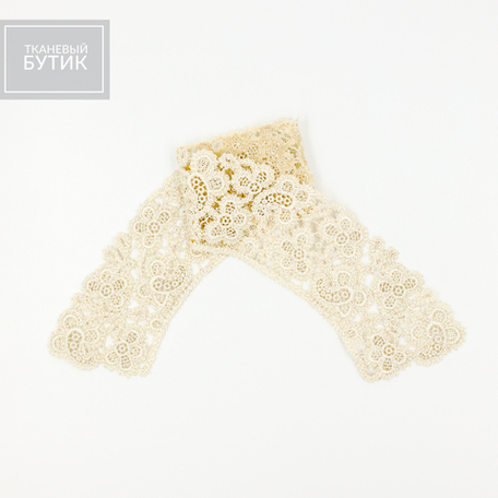 Мягкий кружевной воротник светло-бежевого цвета