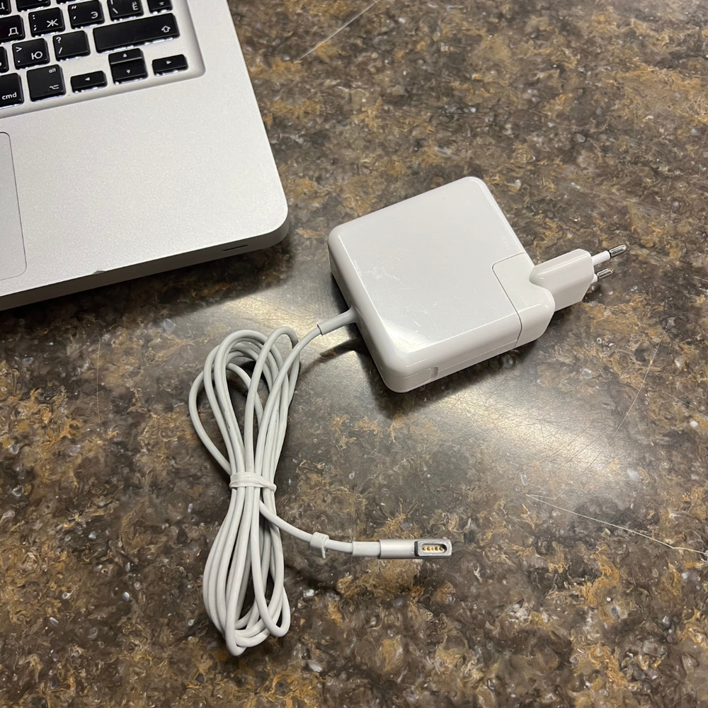 Ноутбук MacBook Pro A1278, 13 дюймов, 2011 год, 2-х ядерный 2.3 Ghz Intel Core i5, 8 Gb, Intel HD Graphics 3000 512 Mb, HDD 320 Gb (хорошее состояние, полностью обслужен, зарядное устройство, Mac OS Ventura)