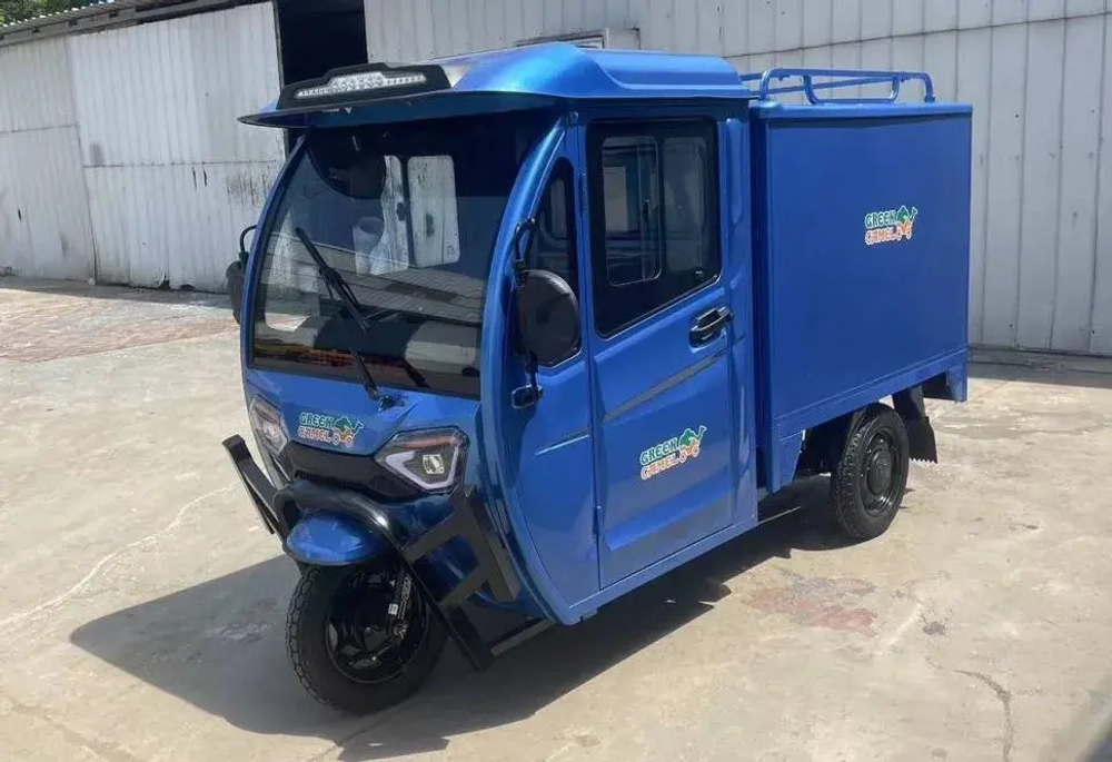 Электротрицикл грузовой Green Camel Тендер E1500 (60V 1200W) кабина, BOX, понижающая