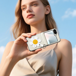 Чехол серого цвета (Daisy Edition - Starlight) из искусственной кожи от Dux Ducis для Samsung Flip 7 FE (W25 Flip) и Flip 6, серия Luvy Series Case