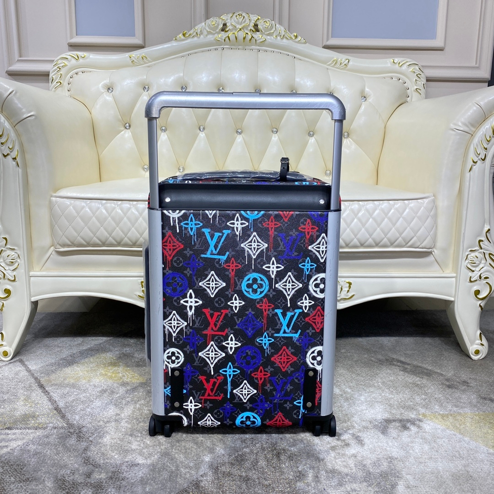 Louis Vuitton Horizon 55