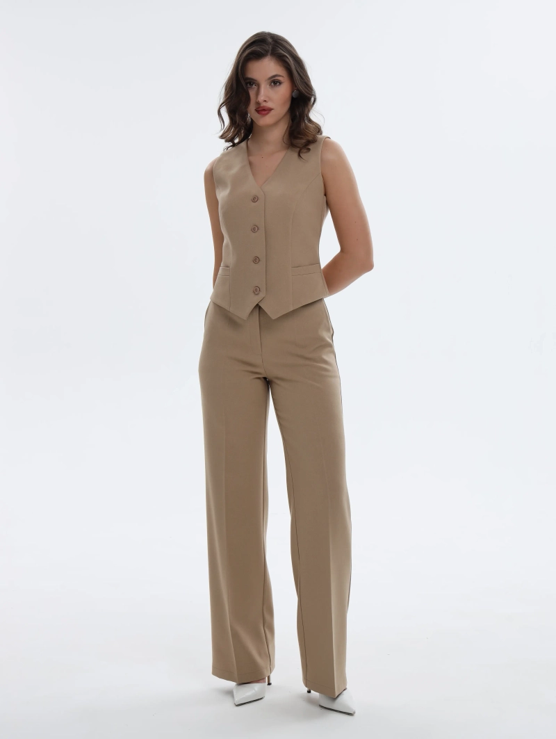 Брюки классические прямые бежевый