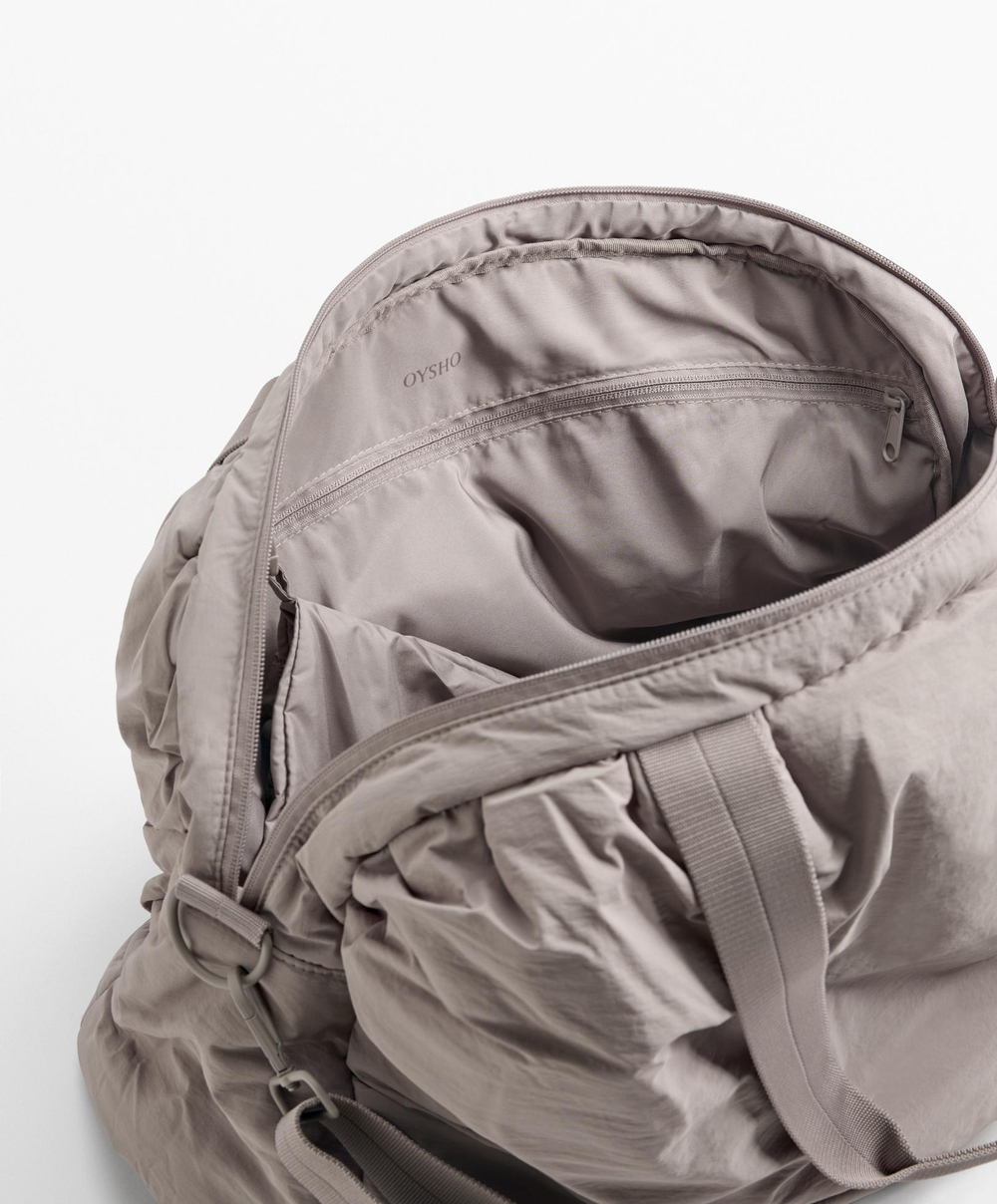 Oysho Спортивная сумка со сборками, бежевый