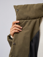 Ультралегкая куртка на утеплителе Alpolux