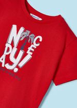 две футболки с шортами