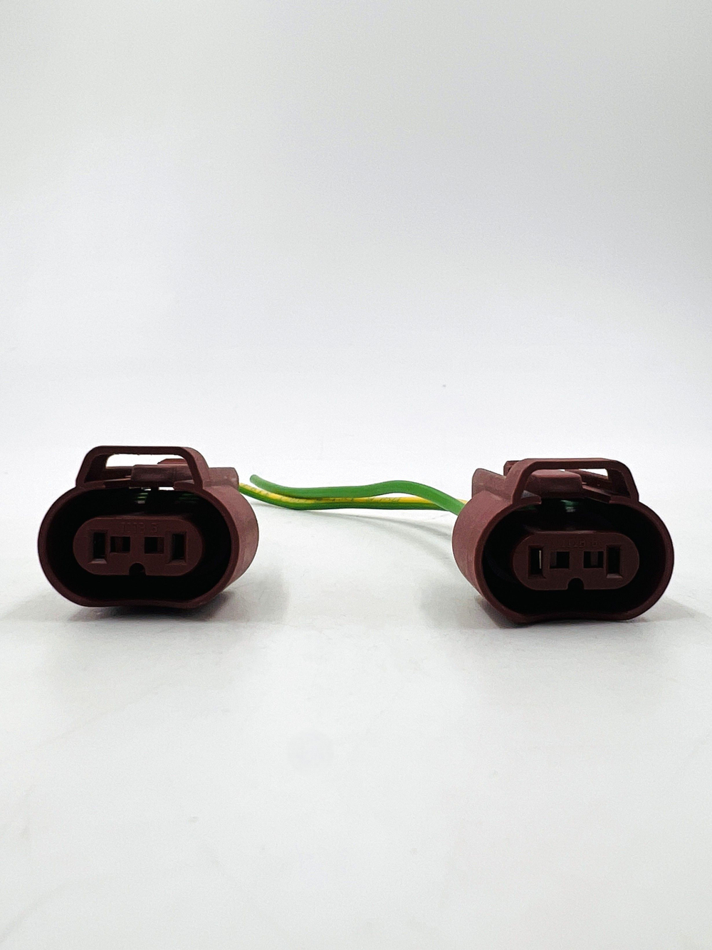 Разъем (колодка) лампы HB4 для HYUNDAI, KIA комплект 2 шт