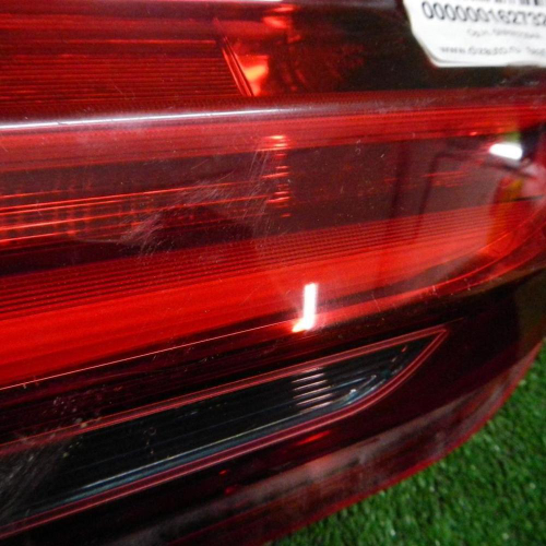 Фонарь левый внутренний BMW 7er G11 (2015-2019)