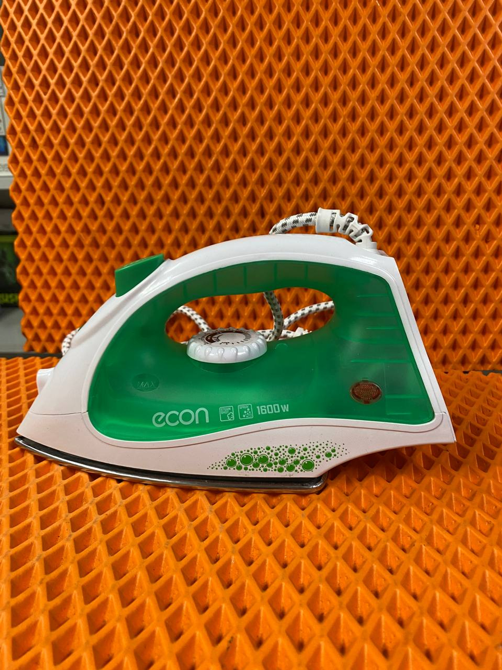 Утюг ECON  ECO-BI1601