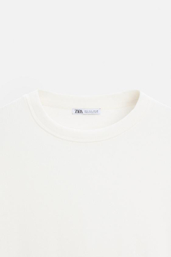 ZARA ДВУХСЛОЙНАЯ ФУТБОЛКА ИЗ РЕЛЬЕФНОЙ ТКАНИ, ЖЕЛТОВАТО-БЕЛЫЙ