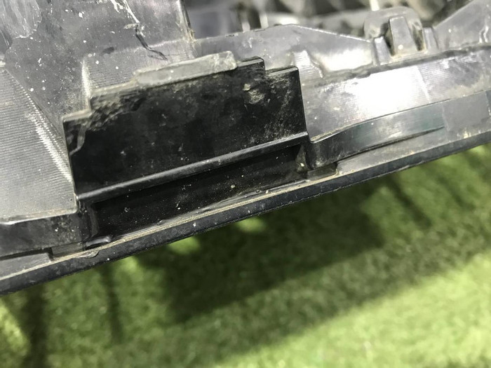 Решетка радиатора Toyota Land Cruiser Prado 150 (2017-н.в.)