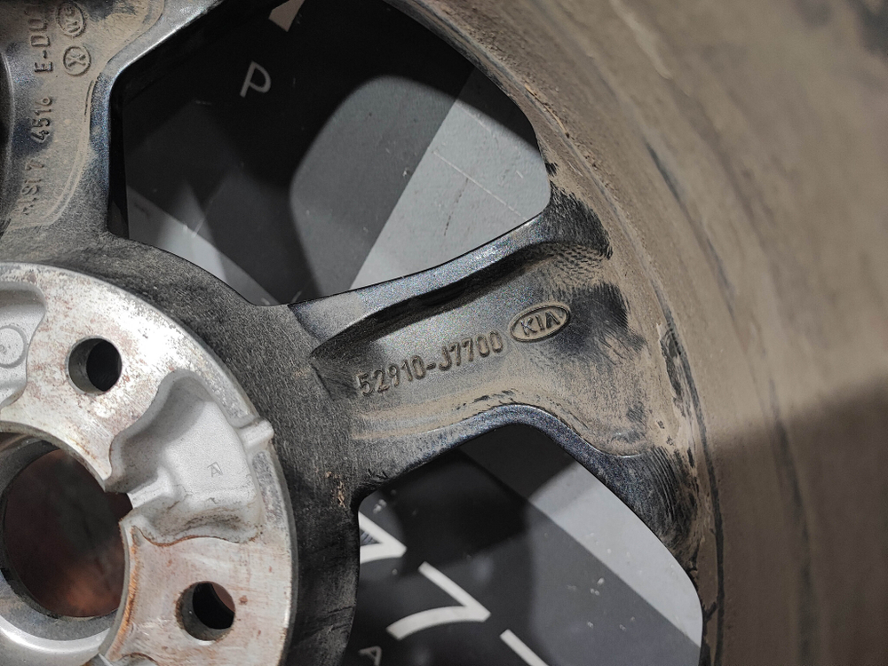 Диск литой R16 Kia XCeed 19-нв Б/У Оригинал 52910J7700