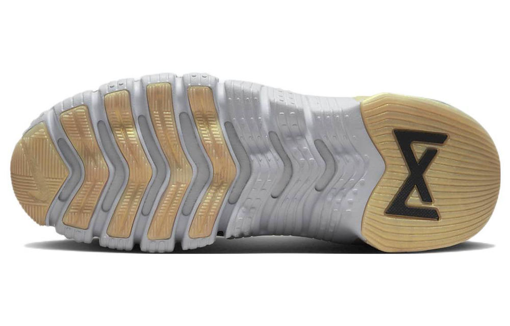 Кроссовки Nike Free Metcon 4 Premium (Женская размерная сетка)
