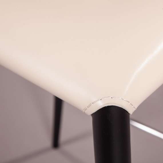 Стул Albert бежевая кожа