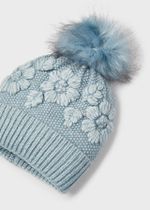 шапка с шарфом