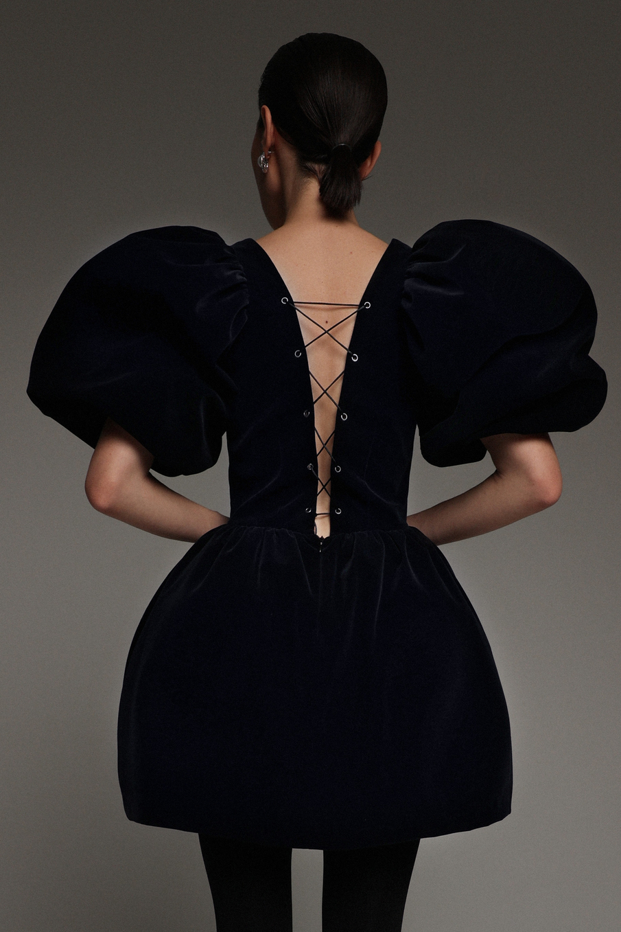 Платье из бархата мини