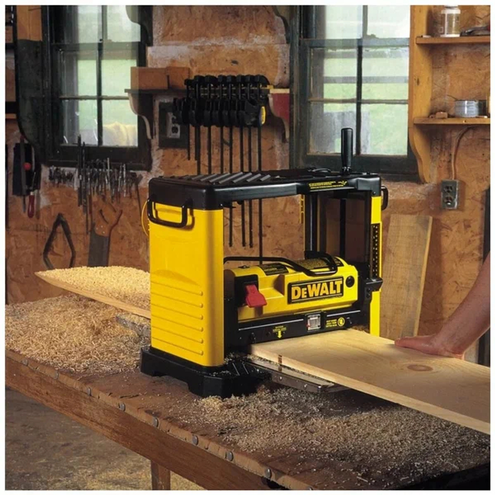 Станок рейсмусовый DeWalt DW733