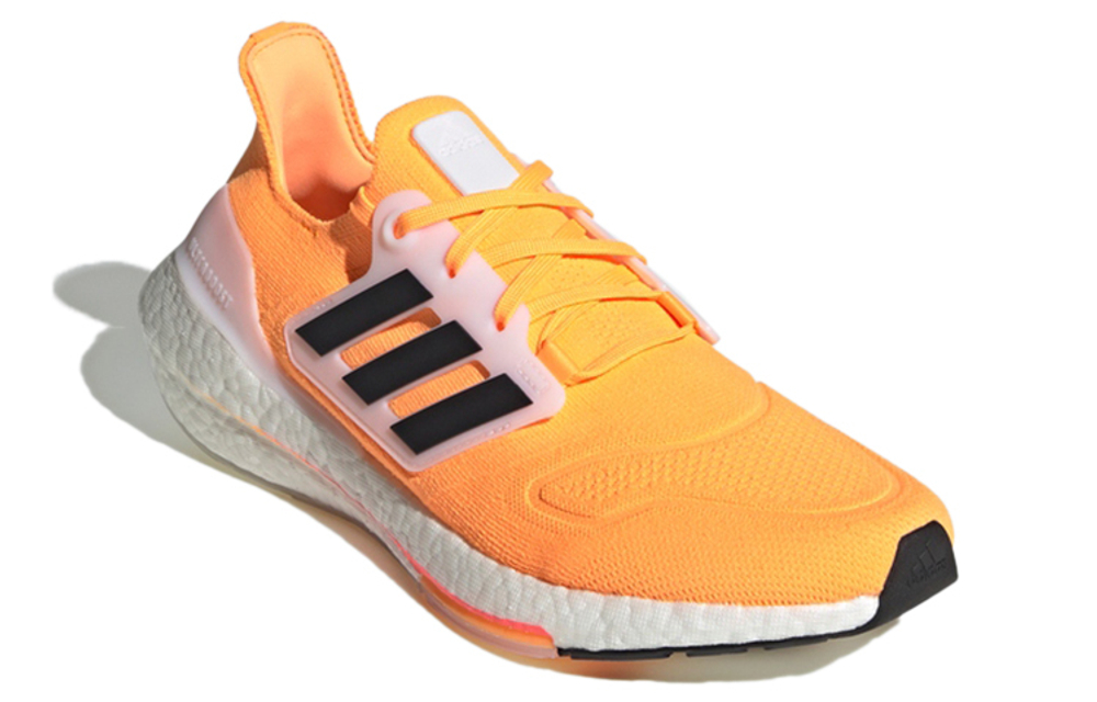 Кроссовки Adidas Ultraboost 22