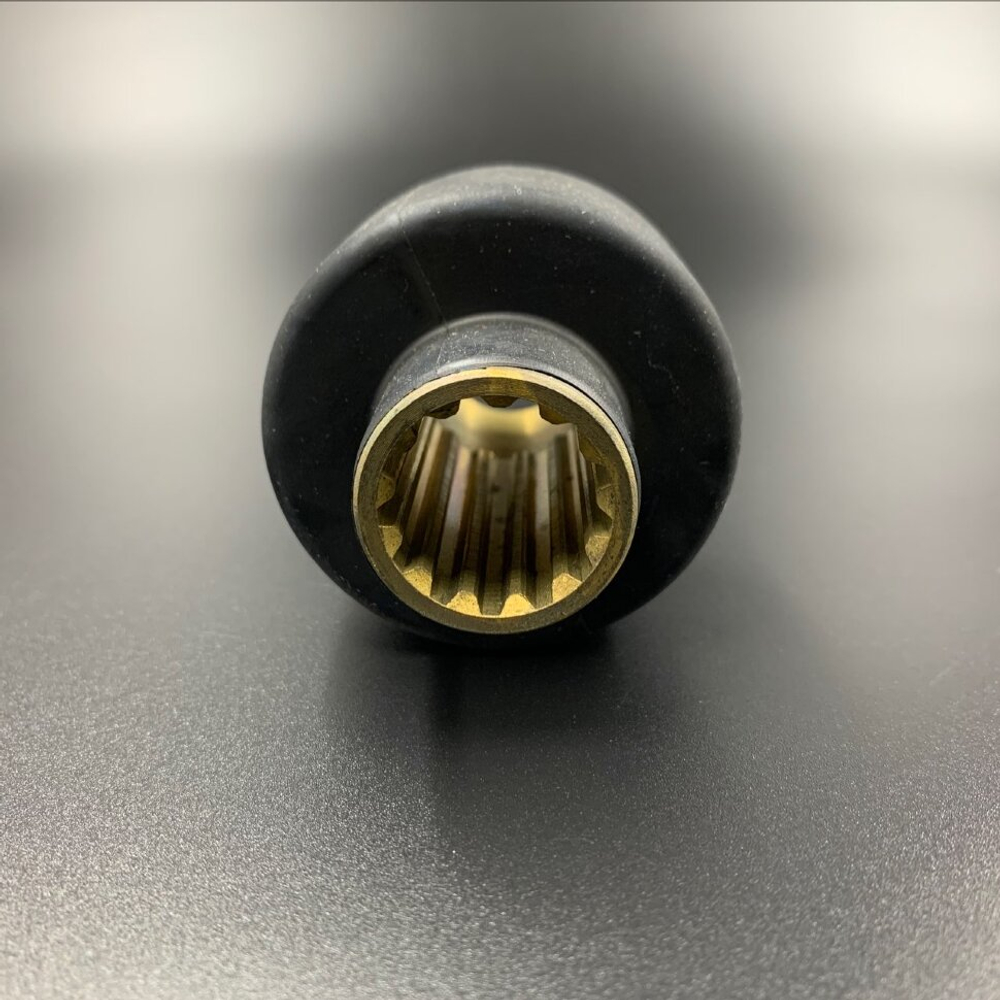 Втулка гребного винта резиновая Suzuki DT40-DT65, DF40-DF50, DF40A-DF60A (Omax)