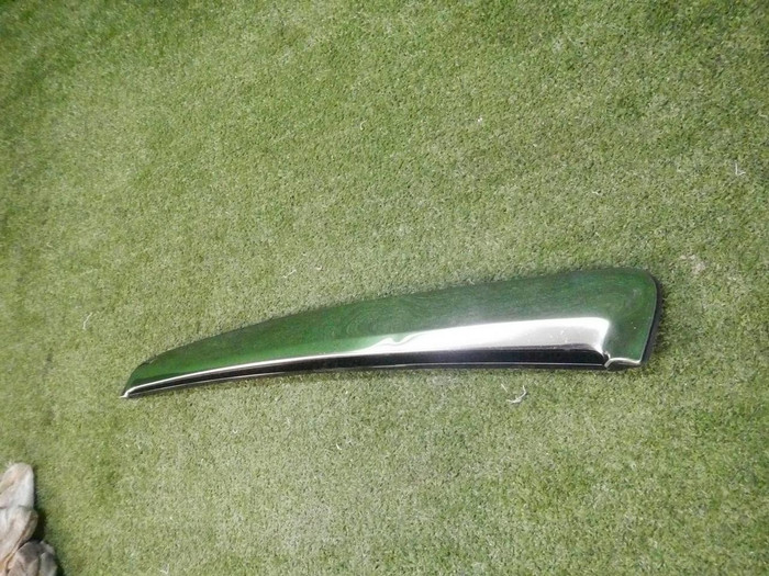 Молдинг крыла задний левый Cadillac Escalade 4 (2014-2020)