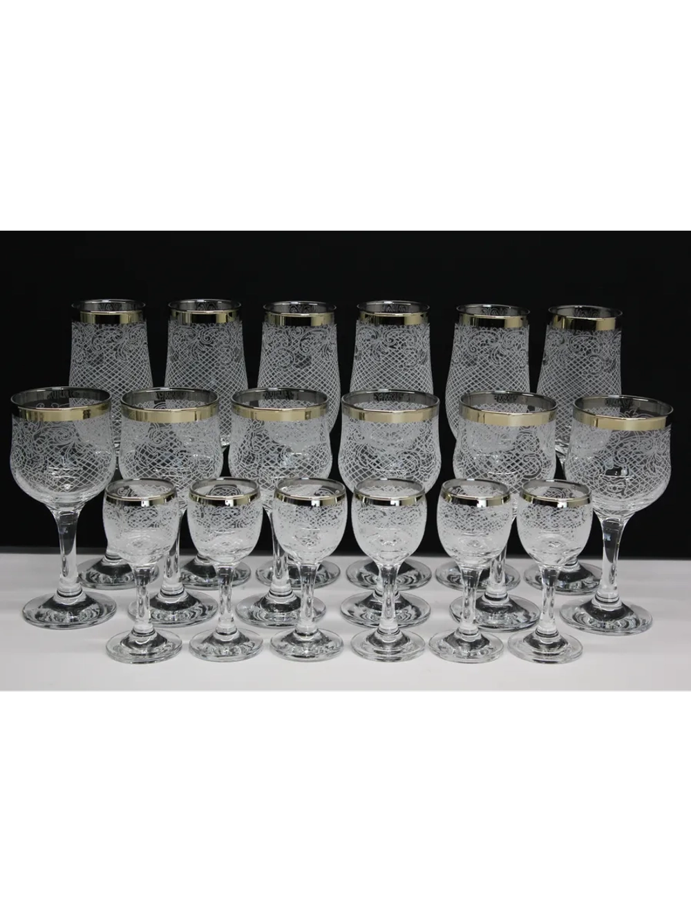 Подарочный набор ( 18предметов) Венецианская нить