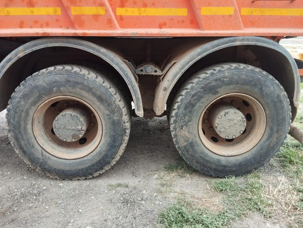КамАЗ 6520 6x4 Самосвал 6520-3026012-53 (Дизельный, 11,7 л, 400 л.с., МТ)