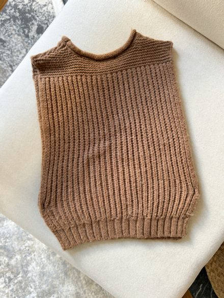 Вязаный жилет 1 + in the Family, 92