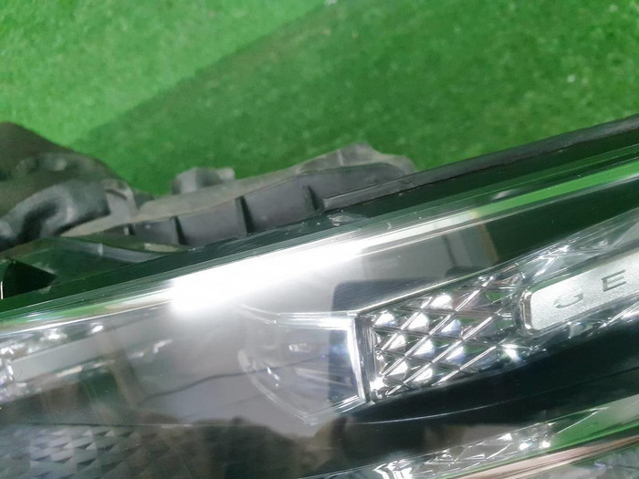 Фара левая Genesis G90 (2018-2022) LED