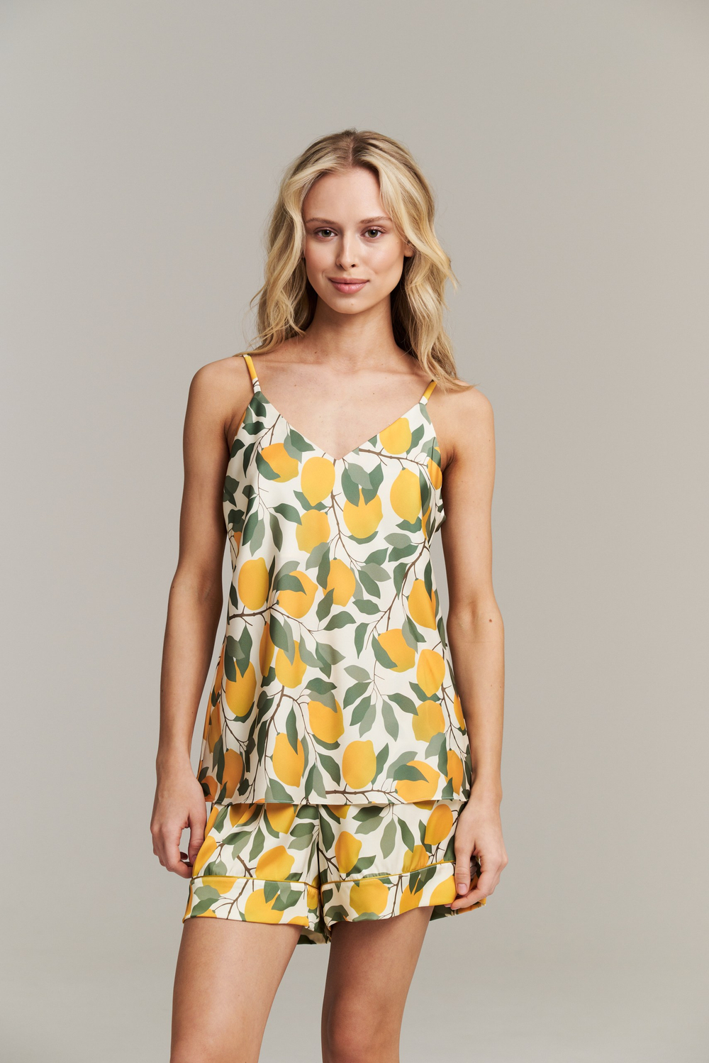 Шелковый топ с лимонами