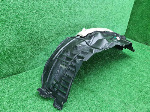 Подкрылок передний правый Land Cruiser 300 (21-нв)