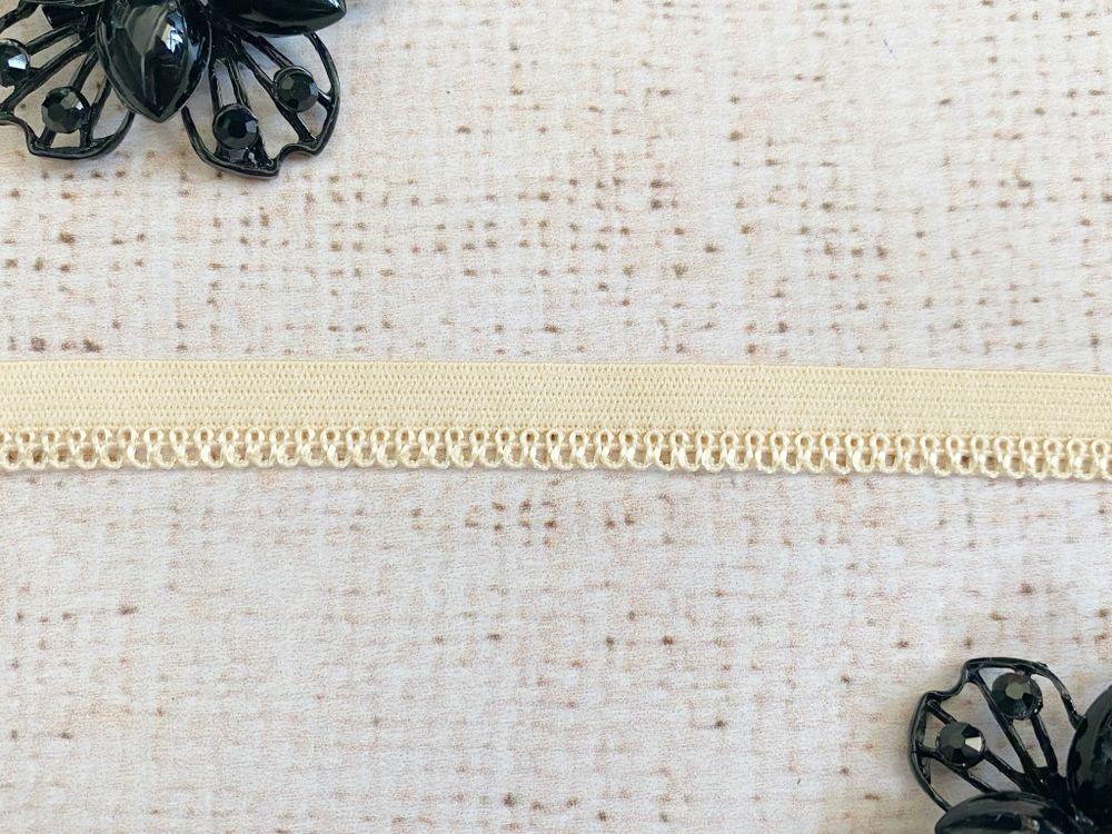 Резинка декоративная ажурная, ш. 1 см.