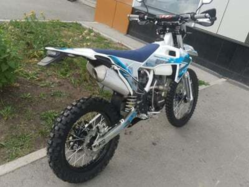 Мотоцикл кроссовый эндуро REGULMOTO AQUA