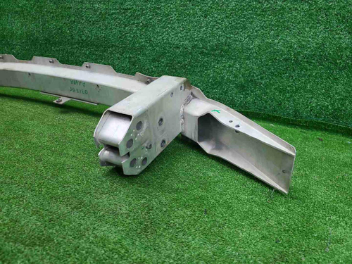 Усилитель передний BMW 3er G20 (2018-н.в.)