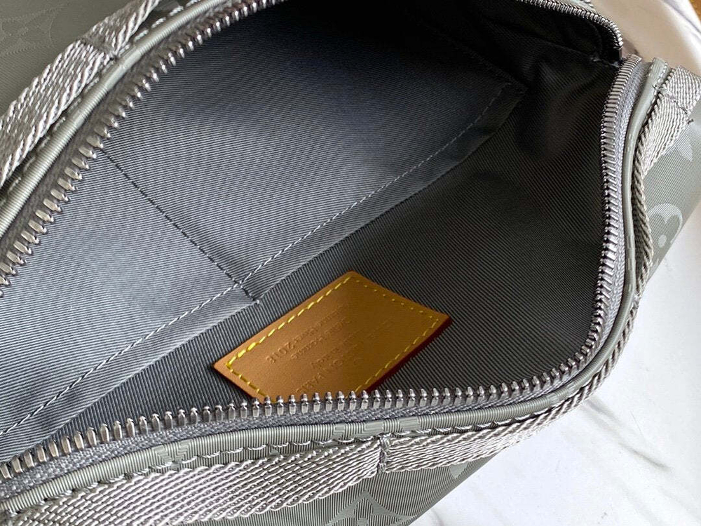 Louis Vuitton Messenger PM