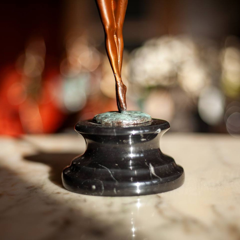 Бронзовая статуэтка