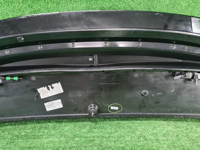 Спойлер крышки багажника RR Vogue 4 L405 (12-22)