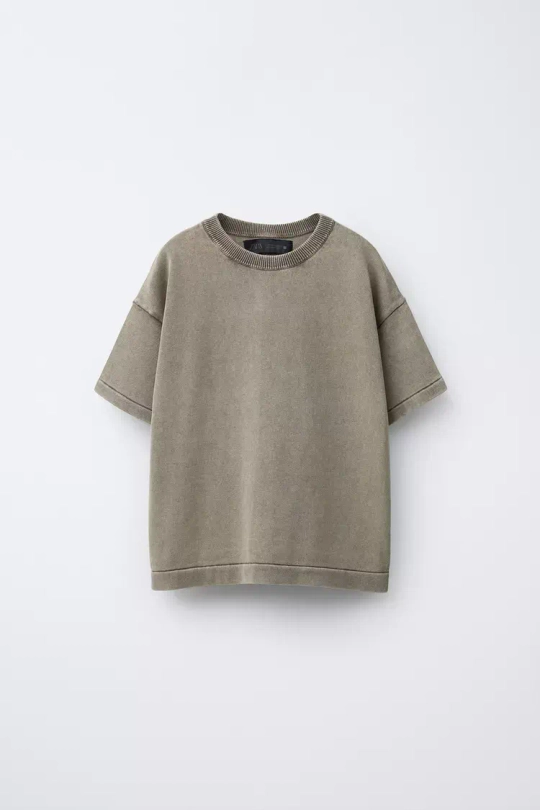 ZARA ФУТБОЛКА ИЗ ТКАНИ С ЭФФЕКТОМ ПОТЕРТОСТИ, РЖАВЫЙ