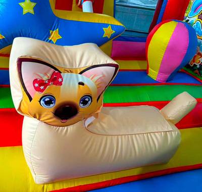 Коммерческий надувной батут «Зайка Степашка 2» 5*5*2,8 м