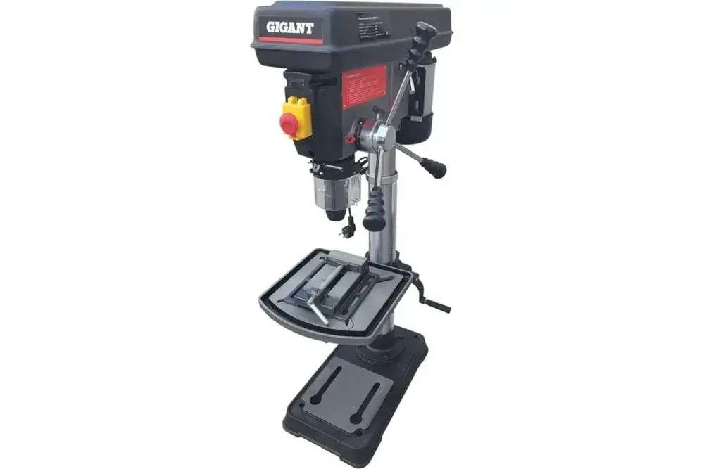 Сверлильный станок настольный 850Вт по металлу и дереву Gigant DP1316F