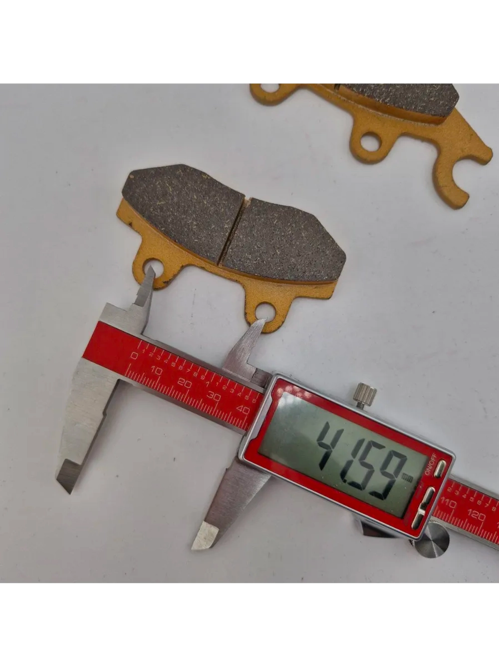 t- Колодки тормозные эндуро мотоцикла с ухом