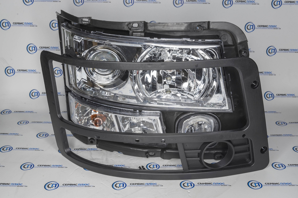 Фара передняя прав F3000 DZ93189723020