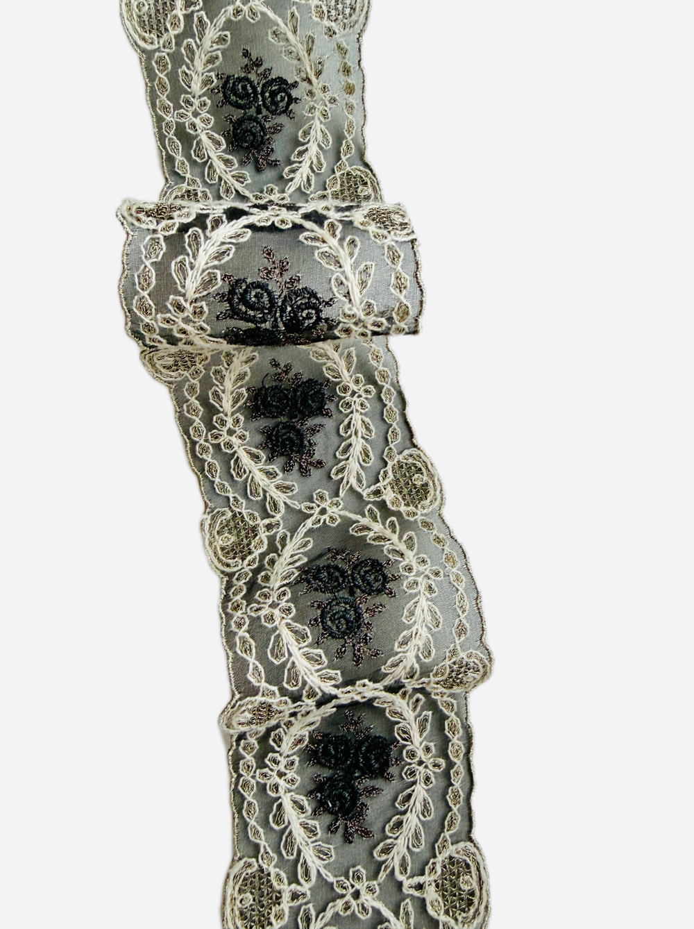 кружево на органзе вышивка шелк/хлопок/люрекс (Франция) ш-6,5 см цена за отрез 1,25м