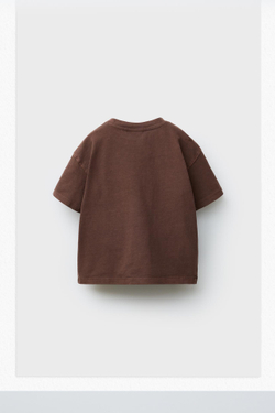 ZARA ФУТБОЛКА GARMENT DYE С КАРМАНОМ, КОРИЧНЕВЫЙ