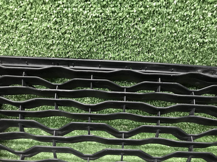 Решетка переднего бампера Renault Duster 2 (20-нв)