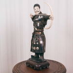 Скульптура "Японский лучник — Юмихики"